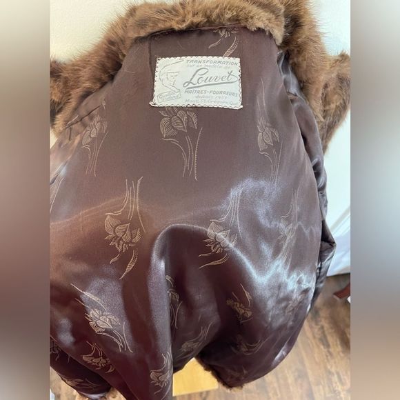 Vintage Muskrat fur coat | Woman’s vintage Muskrat fur coat | Vintage fur jacket - Picture 9 of 12